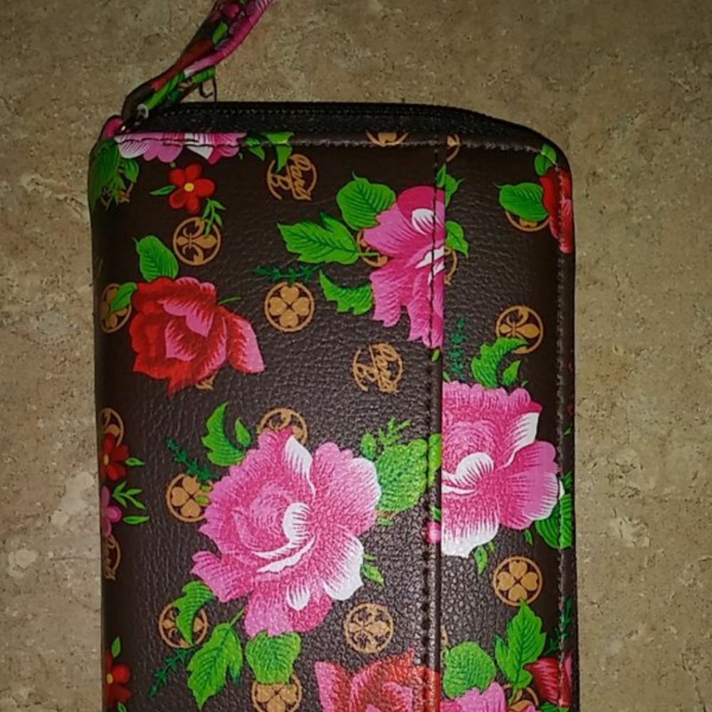 Wallet - Picture 3 of 3